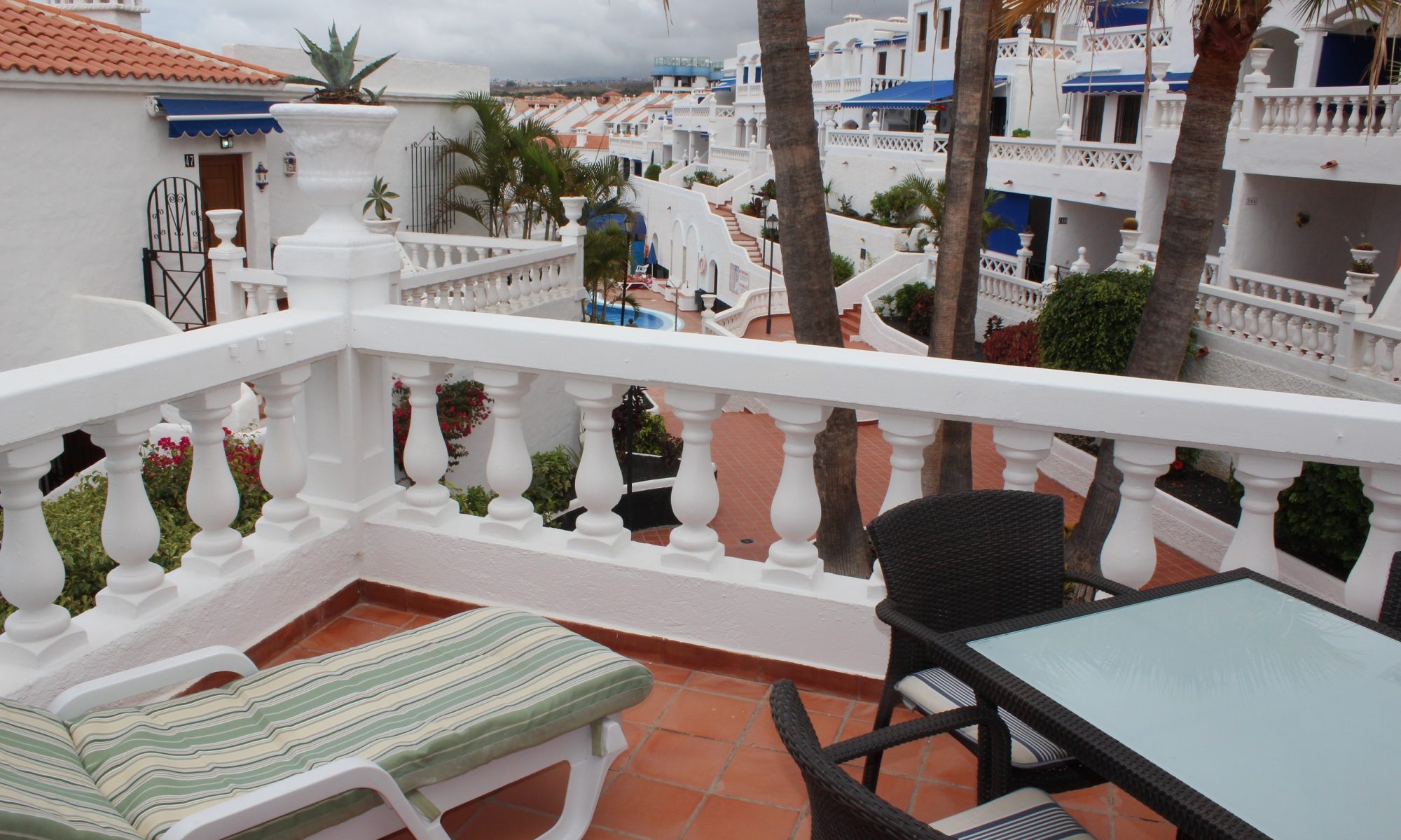 holiday-apartments-tenerife-109-balcony