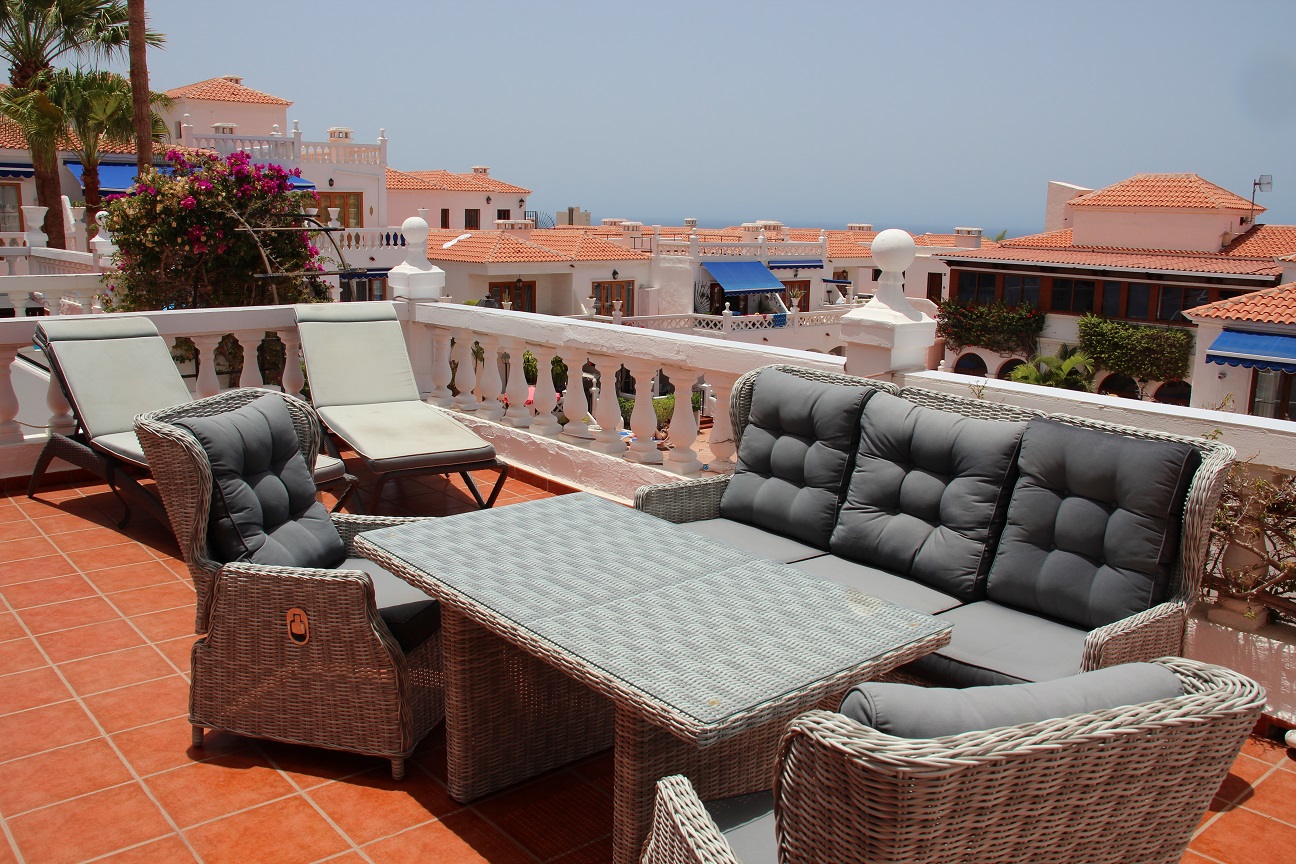 holiday apartments tenerife 129 balcony