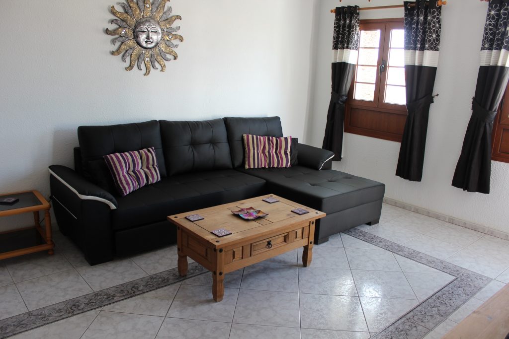 holiday-apartments-tenerife-53-lounge-sofa