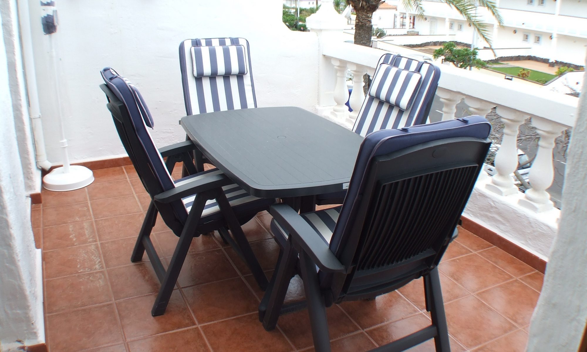 holiday-apartments-tenerife-54-balcony-1