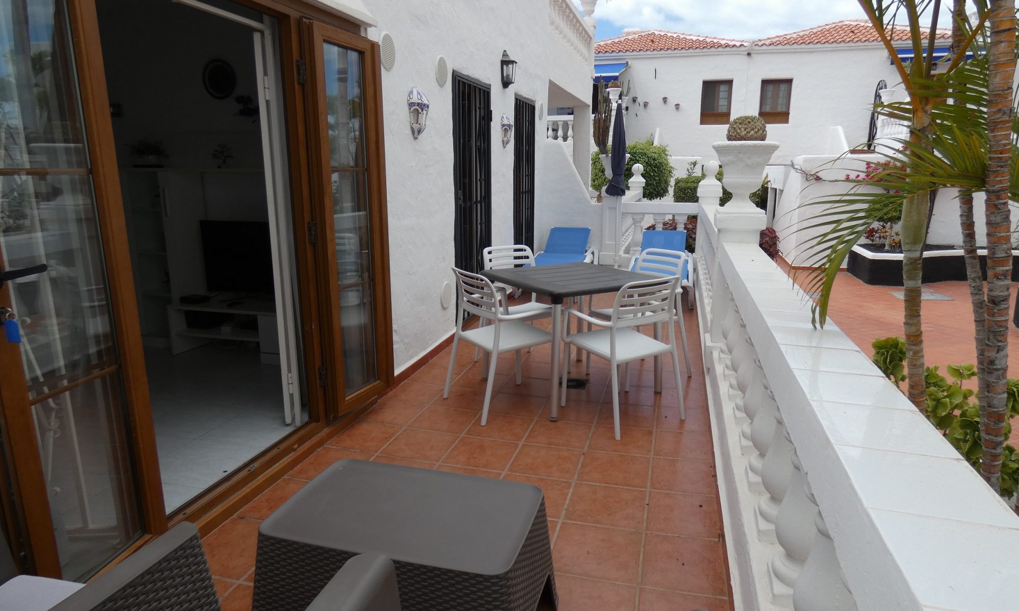 holiday-apartments-tenerife-96-terrace-1